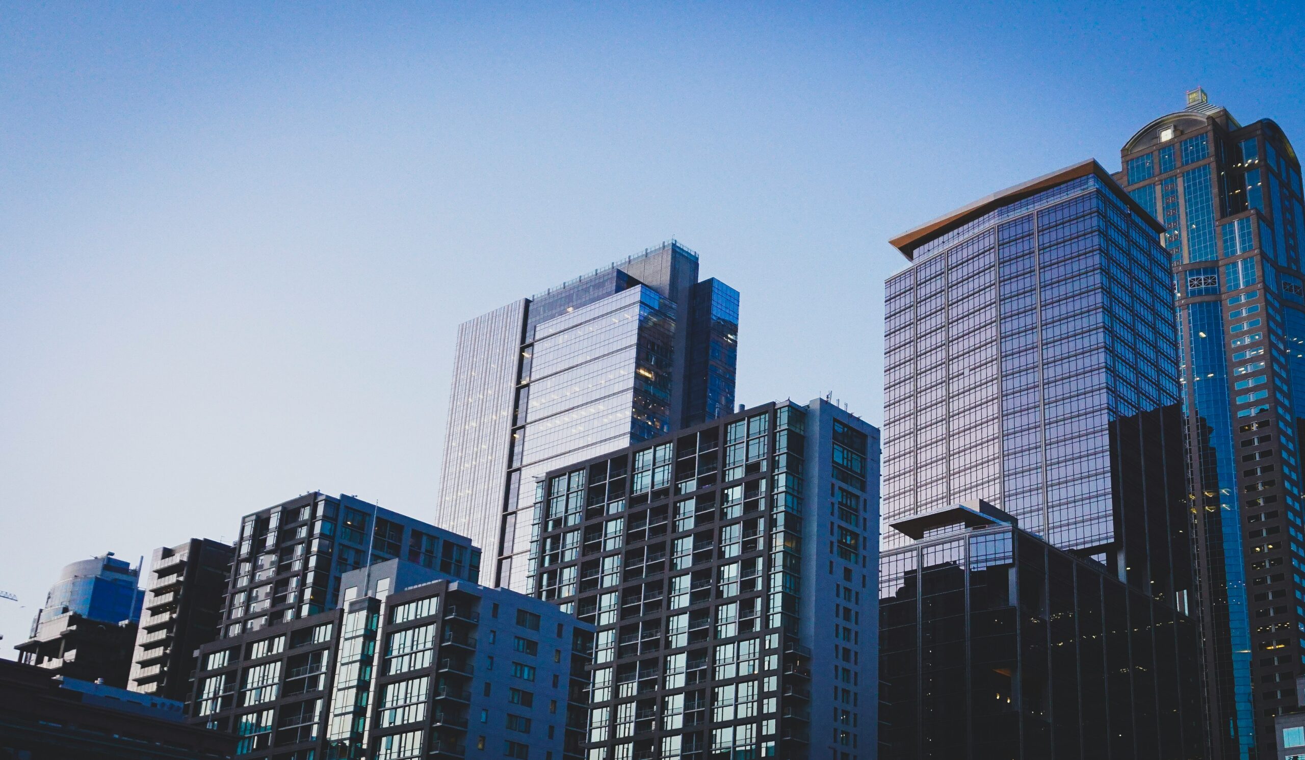 white-and-blue-glass-walled-high-rise-building-scaled-1 %categories% - الاستثمار في الأسهم العقارية بالسعودية white-and-blue-glass-walled-high-rise-building-scaled-1 الاستثمار في الأسهم العقارية بالسعودية